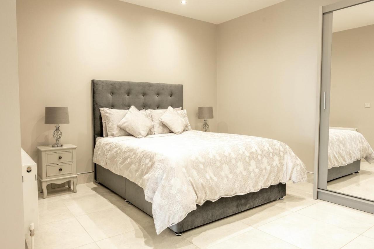 The View Apartment 2, Newry - Luxury Open Plan Apartment With City Views Εξωτερικό φωτογραφία
