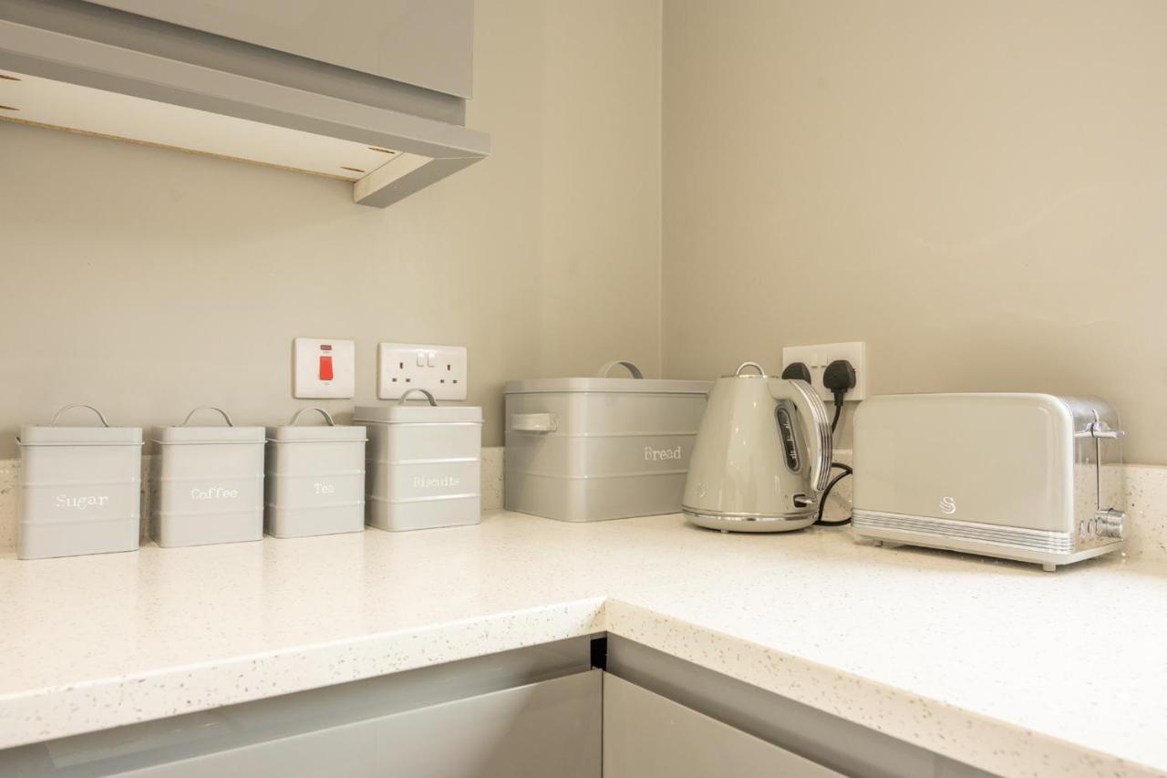 The View Apartment 2, Newry - Luxury Open Plan Apartment With City Views Εξωτερικό φωτογραφία